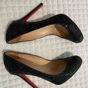Black glitter Christian Louboutin heel